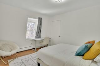 Modern Apartment with 3 bedrooms and games - 5