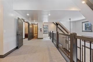 Moosefire Cabin - 35 min to Yellowstone, Hot Tub, Fire Pit and Grill - 4