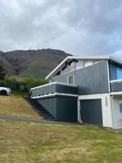 Bildudalur Westfjord Seafront Villa - 9
