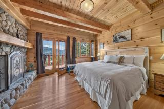 Mountain View Log Home in Invermere - 0