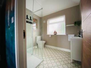 Lux Central Whitby Near Pannett Park/Cinder Trail - 1