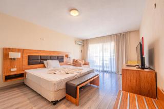 Begonville Hotel - 3