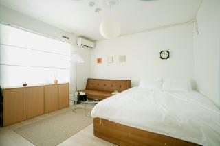 Hongdae 3 min to Airport Bus Free Luggage - 3