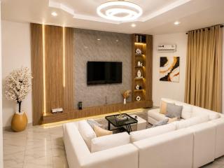 Serene 3BR Duplex PS5, Snooker & Table Tennis - 6