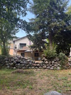 Ariège, appartement avec jardin en bord de rivière - 2