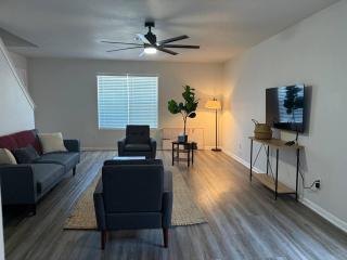 3BR Townhouse/Fort Cavazos/Corporate/Travel Nurse - 0