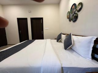Iraaya Stays - Premium & Peaceful 1 BHK - Near Iskcon& Prem Mandir - 4