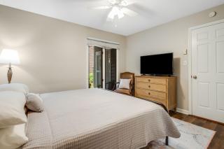 Brook Haven Condo - Downtown Blowing Rock Ground Floor Fully Stocked with 2 King Beds - 5