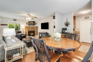 Brook Haven Condo - Downtown Blowing Rock Ground Floor Fully Stocked with 2 King Beds - 3