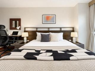 Near BTS l Spacious 57 sqm l Work-Friendly - 9