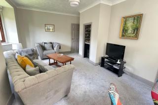 Gatelodge - Charming 2-Bed Cottage, Exmouth - Sleeps 3 - 4
