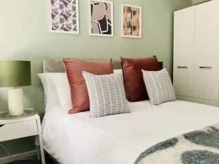 Foxcroft - 9