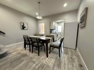 2BR Sunny Haven Near Short North - 1