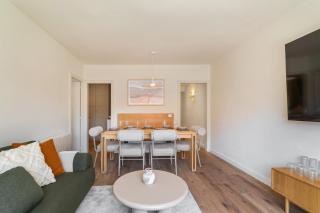 Barcelona Urban Apartment - 6