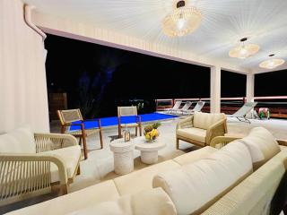 Stylish Villa with private pool - 1