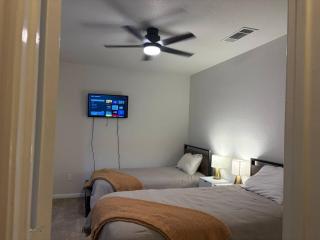 3BR Townhouse/Fort Cavazos/Corporate/Travel Nurse - 1