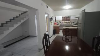 Spacious home near the airport - 3