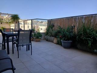 Large, spacious and luxurious apartment in the HaMishkapayim neighborhood of Beit Shemesh - 6