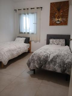 Large, spacious and luxurious apartment in the HaMishkapayim neighborhood of Beit Shemesh - 1