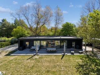 Holiday Home Eliene - 500m from the sea by Interhome - 0