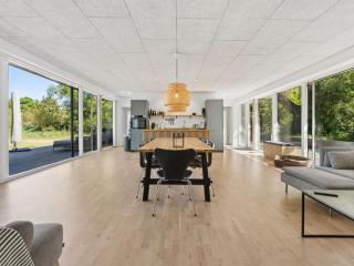 Holiday Home Eliene - 500m from the sea by Interhome - 3