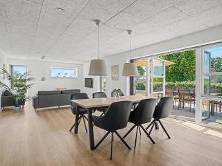 Holiday Home Iolani - 2-2km from the sea by Interhome - 8