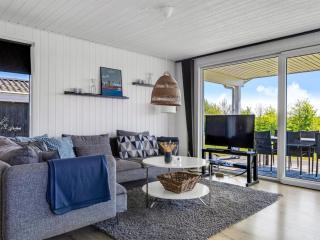 Holiday Home Susianna - 550m from the sea by Interhome - 3