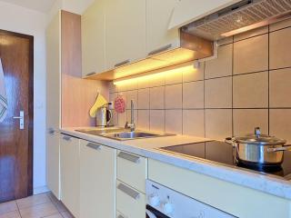Apartment Cransalpin Apt- 25 - Secteur 1 by Interhome - 2