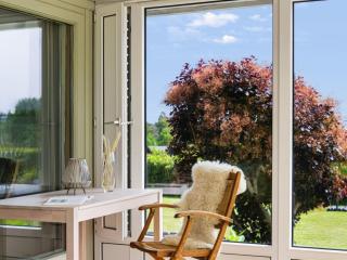 Holiday Home Snioulf - 800m from the sea by Interhome - 2