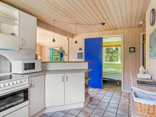 Holiday Home Oke - 1-2km from the sea by Interhome - 1