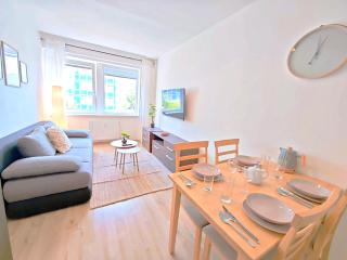 Smíchov Modern Comfort Stay, Parking, Gym - 5