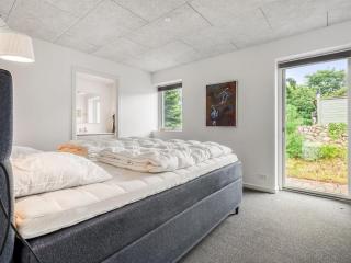 Holiday Home Frille - 1-5km from the sea by Interhome - 5