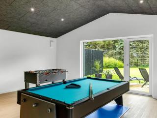 Holiday Home Lillesol - 1-3km from the sea by Interhome - 4