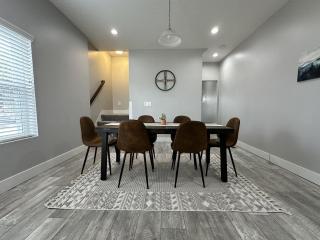 2BR Stylish Home Near Short North - 8
