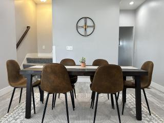 2BR Stylish Home Near Short North - 6