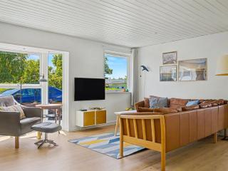 Holiday Home Aderice - 80m from the sea by Interhome - 3