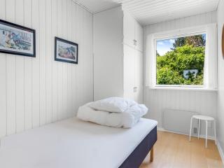 Holiday Home Tabetha - 800m from the sea by Interhome - 3