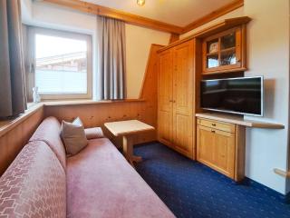 Apartment Alpenschlössl by Interhome - 2