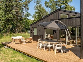 Holiday Home Adrian - 500m from the sea by Interhome - 2