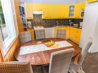 Holiday Home Juhlamenot mökki 12 by Interhome - 3