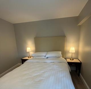 Apartment 3, Clifden Bay Apartments - 7