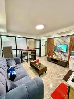 one bedroom condo - 0