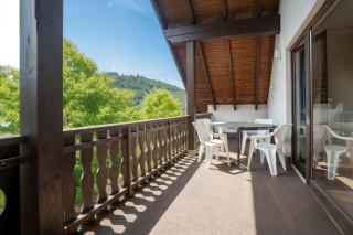 Auszeit am Bergsee mit Loggia in Winterberg, Wandern & Wakeboarden - 1