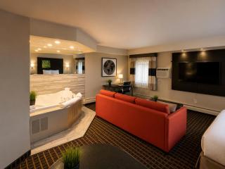 Ramada by Wyndham Minneapolis Golden Valley - 7