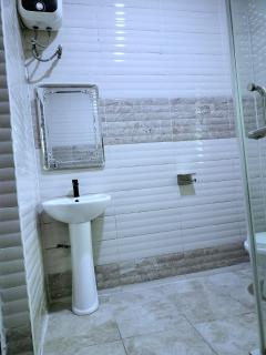 UG Apartment Lagos - 3