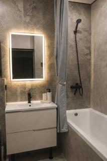 12 Months Elegant Comfort Apartment - 3