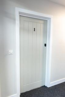 1 Bed City Studio near Theatre and Station Secure Parking - 7