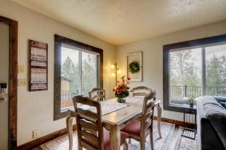 6-Bedroom, 2-Bath Cabin 4 Mi From Fishlake, UT - 1