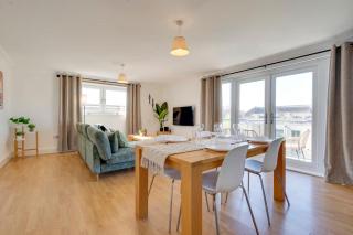 Modern Riverside Flat in City Centre Free Parking - Pass the Keys - 0