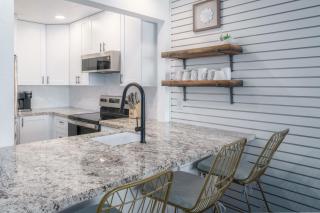 Modern-Rustic Beach Renovation Direct Oceanfront Penthouse - 8